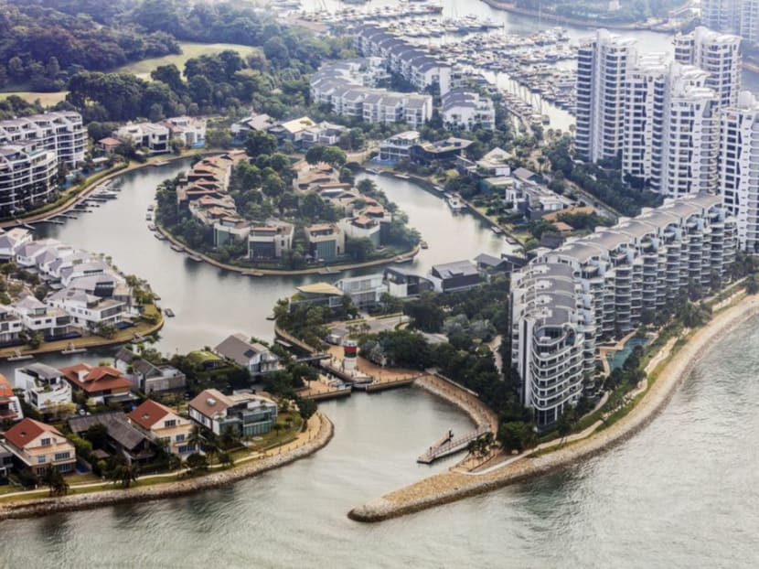 The Seascape, foreground right, and other luxury property developments at Sentosa Cove stand on Sentosa Island in this aerial photograph. Luxury home prices rose 13 per cent in the quarter ended September 30 from a year earlier, according to Knight Frank LLP’s Prime Global Cities Index.