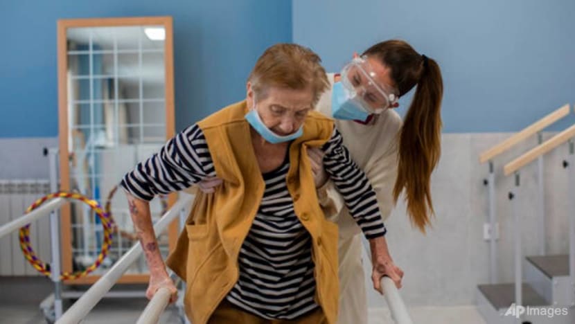 Europe battles surge in COVID-19 deaths in nursing homes Europe battles surge in COVID-19 deaths in nursing homes