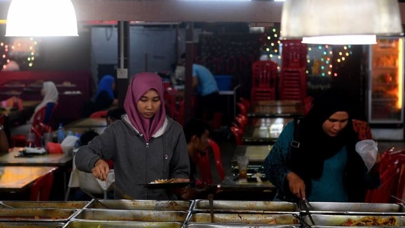Bufet Ramadan 'hidup semula' tahun ini; hotel M'sia sibuk buat persiapan