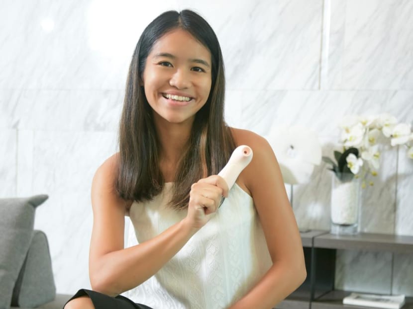 This 28-year-old ditched a six-figure salary and started a sex toy company This 28-year-old ditched a six-figure salary and started a sex toy company