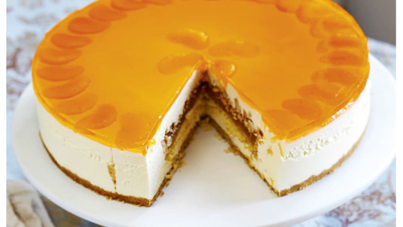 It's A Cake, It's A Tart, It's An Orange And Pineapple Tart Cheesecaken!