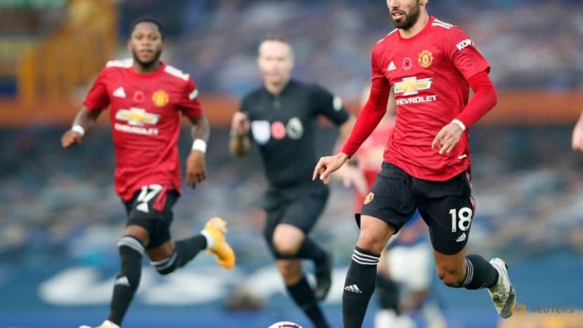 United ease pressure on Solskjaer with win at Everton United ease pressure on Solskjaer with win at Everton