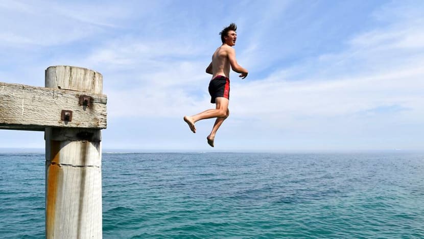 Australia beats hottest day record by full degree Australia beats hottest day record by full degree