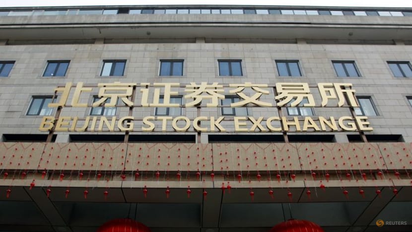 Emerging markets see Oct portfolio inflows but investors rethink China: IIF Emerging markets see Oct portfolio inflows but investors rethink China: IIF