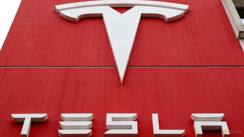 Tesla sets Aug 25 as trading day for three-for-one split shares Tesla sets Aug 25 as trading day for three-for-one split shares