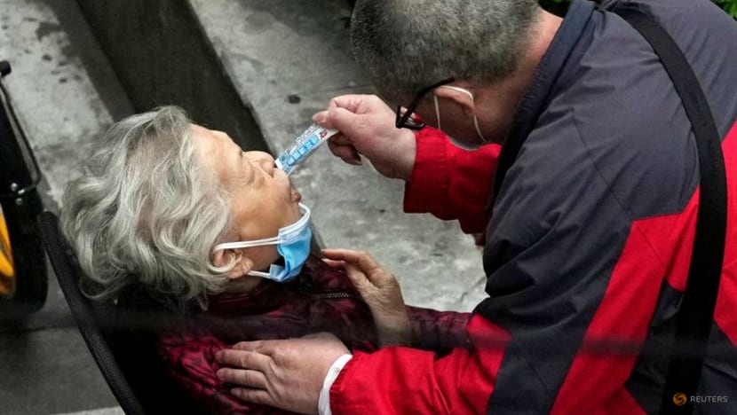 China relies on traditional medicine to fight COVID-19 surge in Shanghai China relies on traditional medicine to fight COVID-19 surge in Shanghai