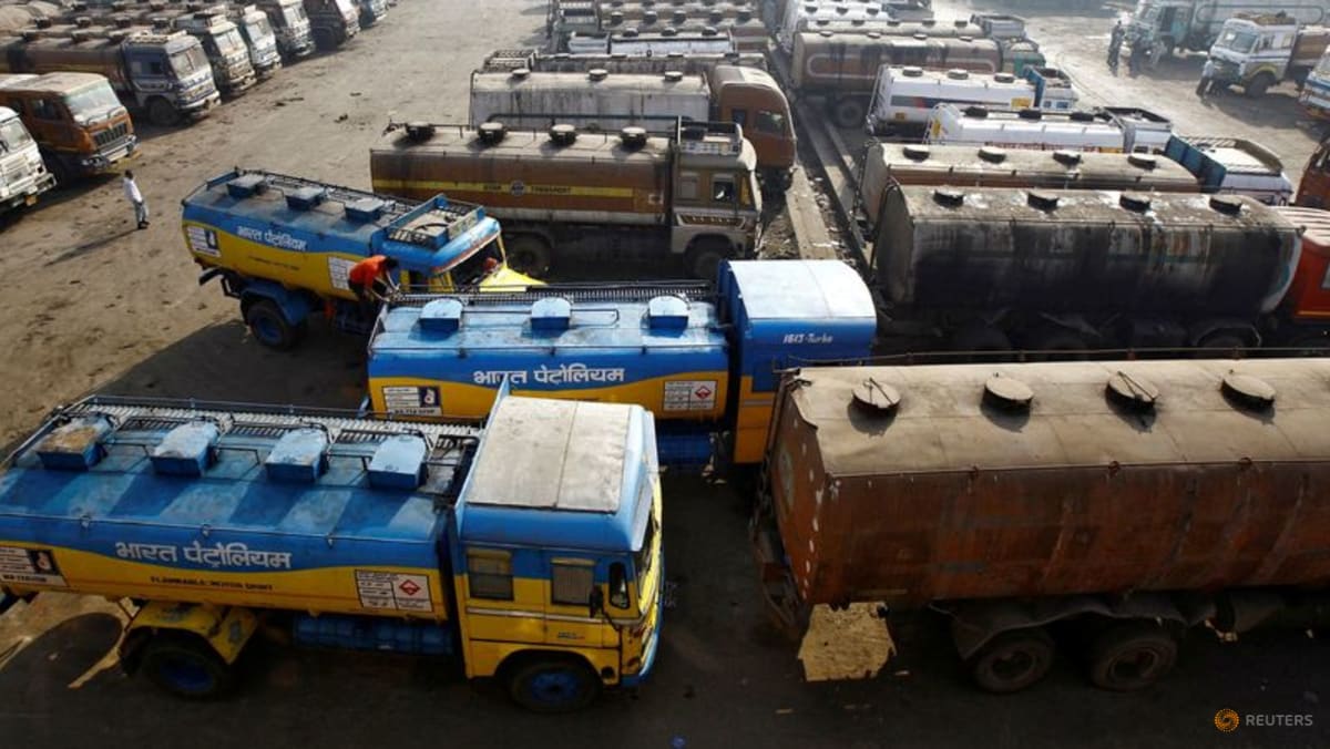 Oil slips, but gains 5per cent in the week on Kazakh, Libyan concerns