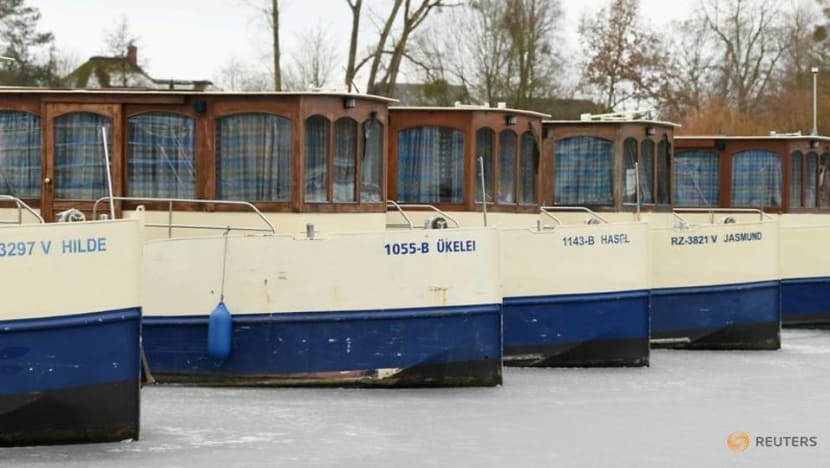 Ahoy, matey! Houseboats in high demand as Germans book holidays close to home