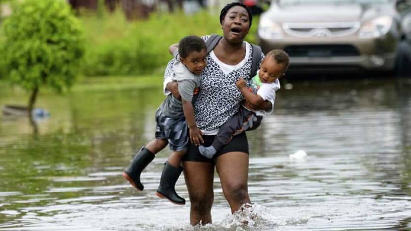 New Orleans threatened by floods as big storm forms New Orleans threatened by floods as big storm forms