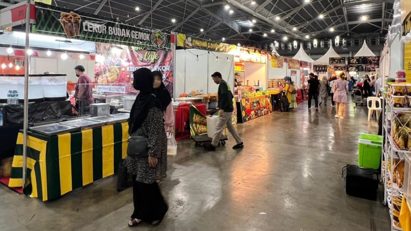24 food stalls at Hari Raya Mega Sale 2023 fair suspended for operating without a licence