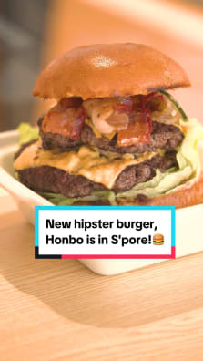 Got a burger craving? Honbo, the hipster burger chain from Hong Kong, is now at Chijmes! 🍔😋 #8dayseat #cheeseburger #burger #burgers #fyp #foodietok #honbo 