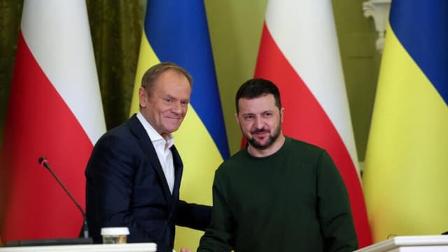 誓言结束政治摩擦  波兰和乌克兰加强防务合作