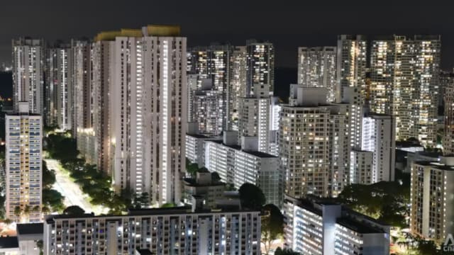 何廷儒建议把允许单身者购买组屋年龄调低至28岁