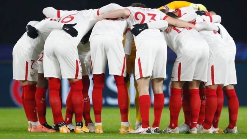 Football: Sevilla-Granada ends in farce over added minute Football: Sevilla-Granada ends in farce over added minute