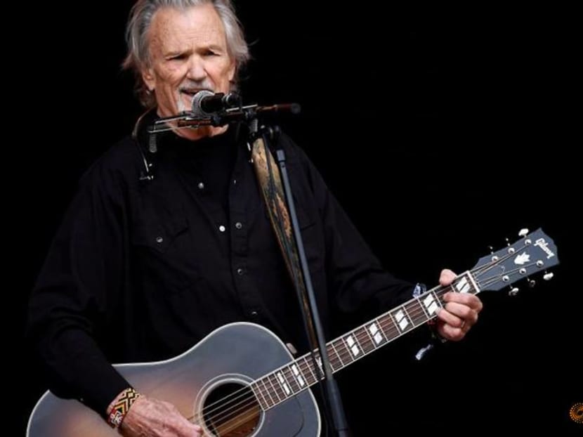 Country star Kris Kristofferson quietly bows out Country star Kris Kristofferson quietly bows out