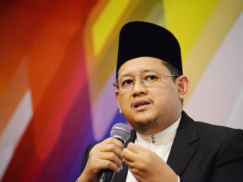 Dr Mohamed Fatris Bakaram, the Mufti of Singapore, seen here in a file photo, has urged the Muslim community to turn to authorities and experts for help when dealing with self-radicalisation. TODAY file photo.
