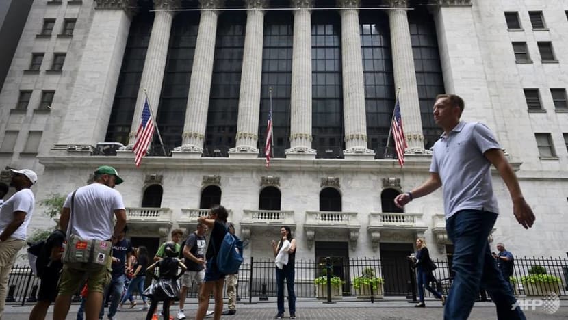US economists expect recession in 2020 or 2021: Survey US economists expect recession in 2020 or 2021: Survey