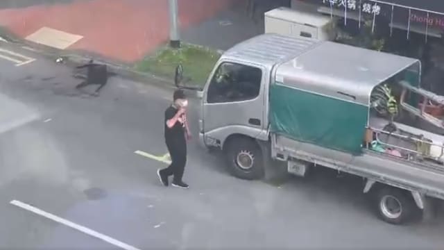 美芝路火锅店砍人事件 女店员多处被砍伤急送院