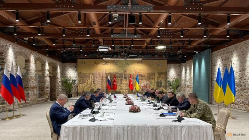 Ukraine offers neutrality in exchange for NATO-style security guarantees at Russia talks Ukraine offers neutrality in exchange for NATO-style security guarantees at Russia talks