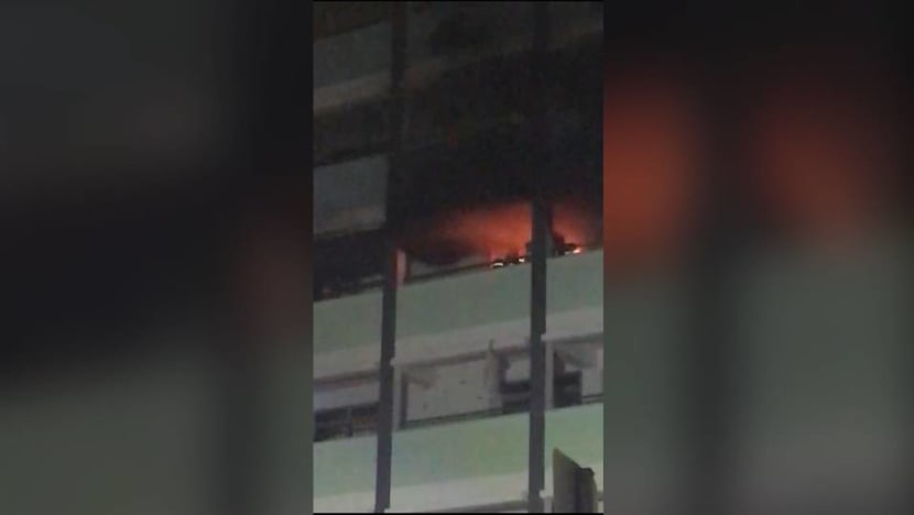 4 taken to hospital after fire breaks out in Jurong flat 4 taken to hospital after fire breaks out in Jurong flat