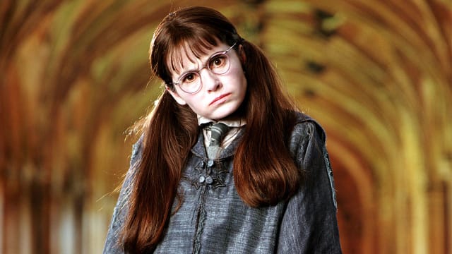 “Harry Potter”饰Moaning Myrtle女演员　56岁依旧童颜迷人