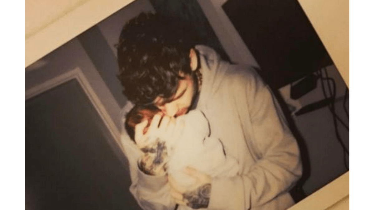 Liam Payne's son is 'doing good' 8days