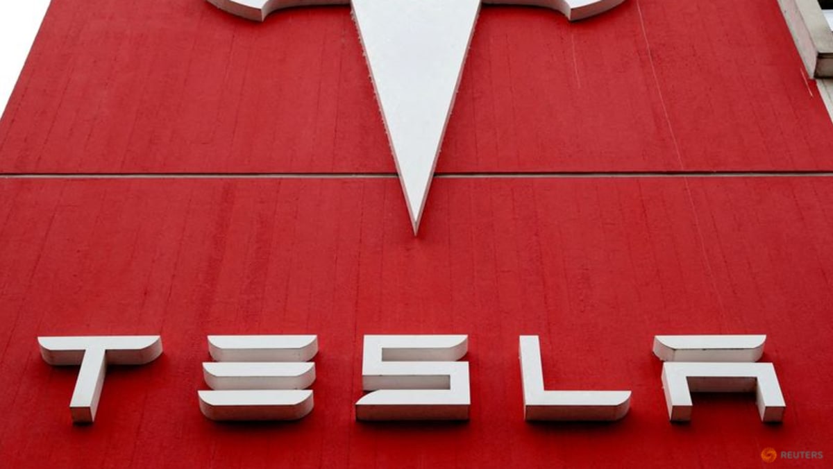 Tesla launches new and cheaper Model S and X cars in US