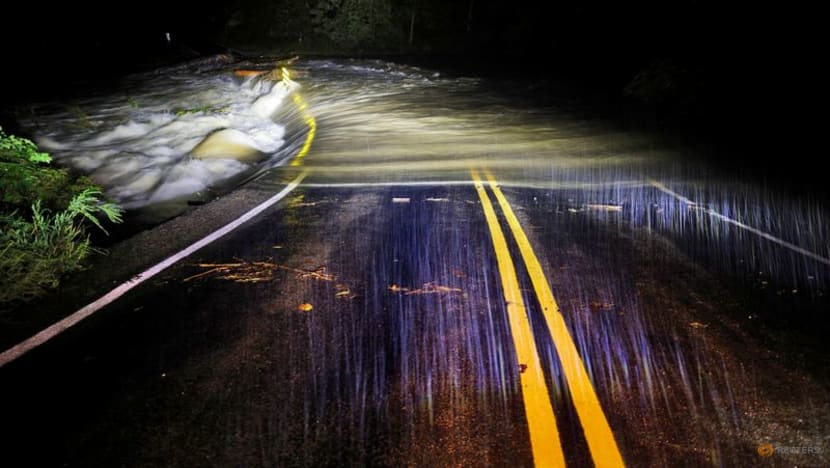 Weakening Hurricane Helene still 'extremely dangerous,' officials warn Weakening Hurricane Helene still 'extremely dangerous,' officials warn
