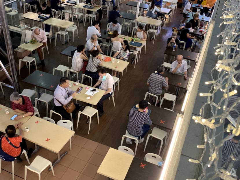 Unvaccinated people not allowed to dine in at hawker centres, enter shopping malls from Oct 13