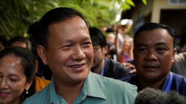 柬埔寨国王任命洪森长子洪玛耐接任首相