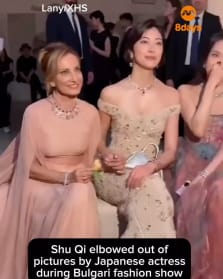 The Taiwanese actress was no match for fellow Bulgari ambassador Hikari Mori, who was constantly trying to put herself forward for photographers.

To read the full story, click the link in our bio.

https://www.8days.sg/entertainment/asian/shu-qi-liu-yifei-hikari-mori-bulgari-fashion-show-830821

???? Lany/XHS