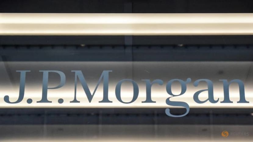 JPMorgan to launch UK consumer bank within months JPMorgan to launch UK consumer bank within months