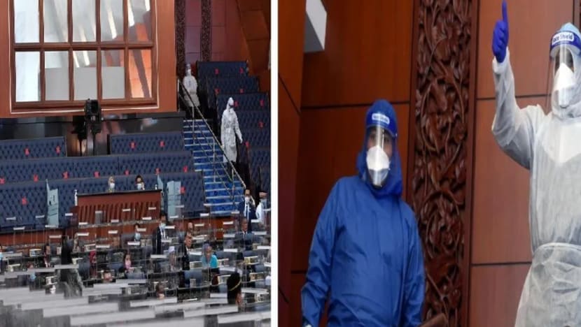 Kehadiran Ahli Parlimen pakai PPE tidak bermotif politik, tegas Ismail Sabri