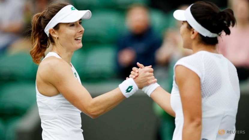 Tennis-Andreescu fails to break Wimbledon jinx in heavy loss to Cornet Tennis-Andreescu fails to break Wimbledon jinx in heavy loss to Cornet