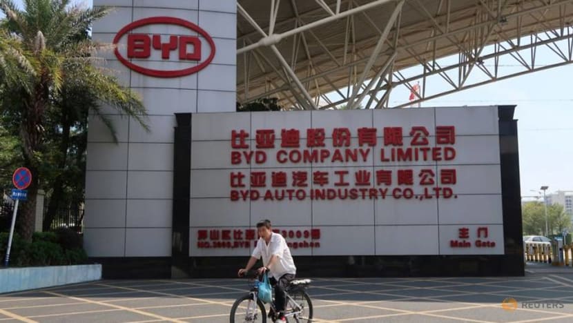 Exclusive-Apple, Chinese manufacturers in talks on US car battery factory -sources Exclusive-Apple, Chinese manufacturers in talks on US car battery factory -sources