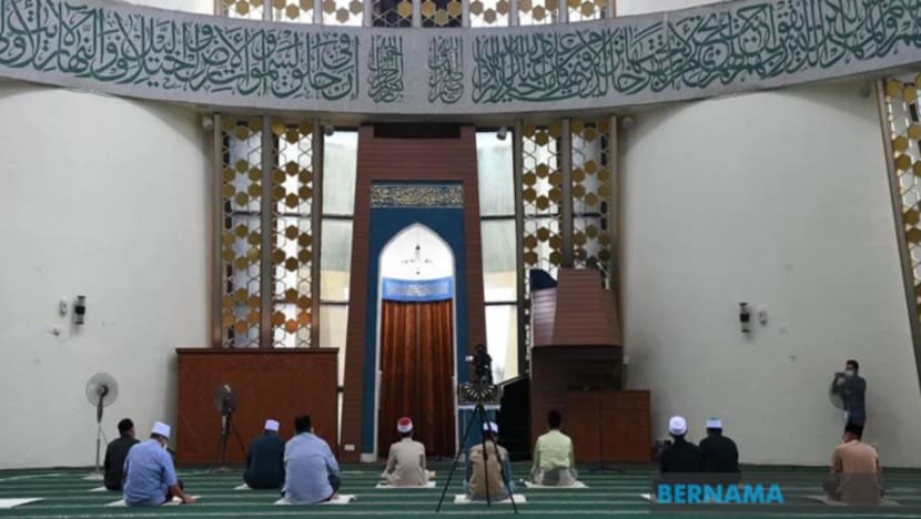 Aktiviti keagamaan di masjid, surau dibenarkan di Sabah mulai Jumaat