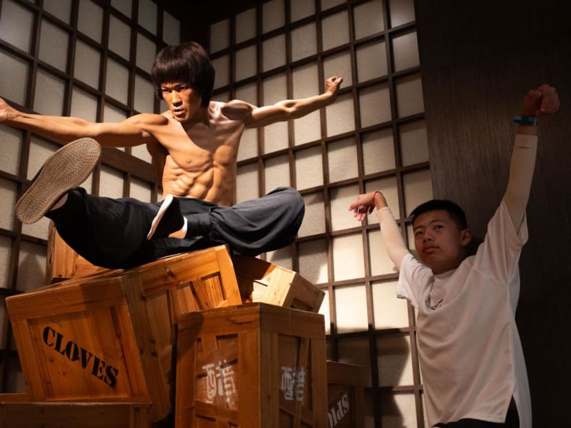 Madame tussauds shop bruce lee