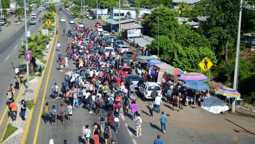 New migrant caravan sets off for US from southern Mexico New migrant caravan sets off for US from southern Mexico