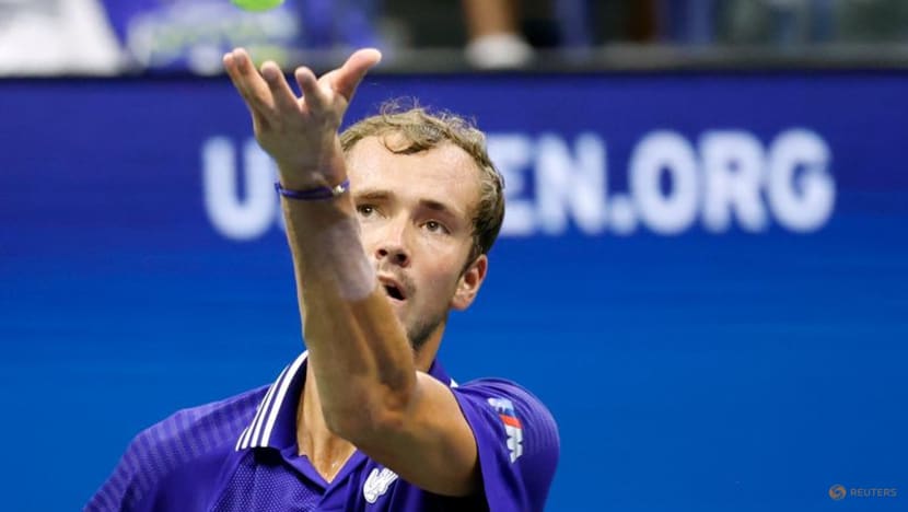 Tennis: Medvedev makes strong start to US Open title bid Tennis: Medvedev makes strong start to US Open title bid