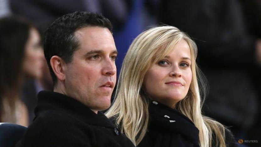 Reese Witherspoon, agent husband make 'difficult decision to divorce' Reese Witherspoon, agent husband make 'difficult decision to divorce'