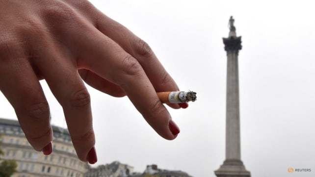 UK’s proposed smoking ban faces opposition despite health benefits, savings for healthcare system