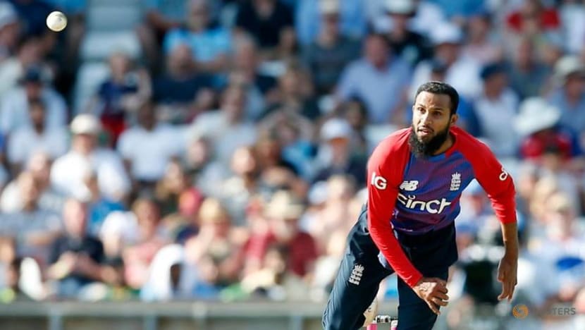 Cricket-Spinners shine as England beat Pakistan to level T20 series 1-1 Cricket-Spinners shine as England beat Pakistan to level T20 series 1-1