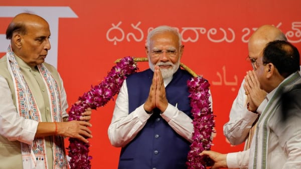 Modi-led alliance agrees to form next India government