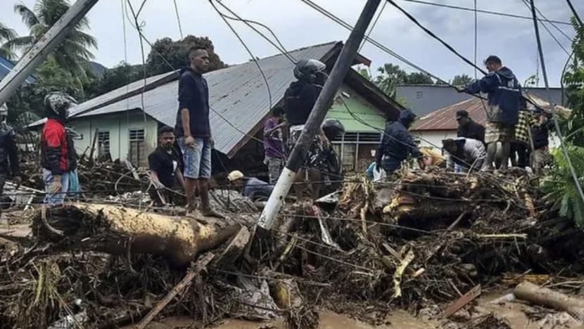 Amaran risiko tanah runtuh, banjir di Indonesia akibat puting beliung kedua