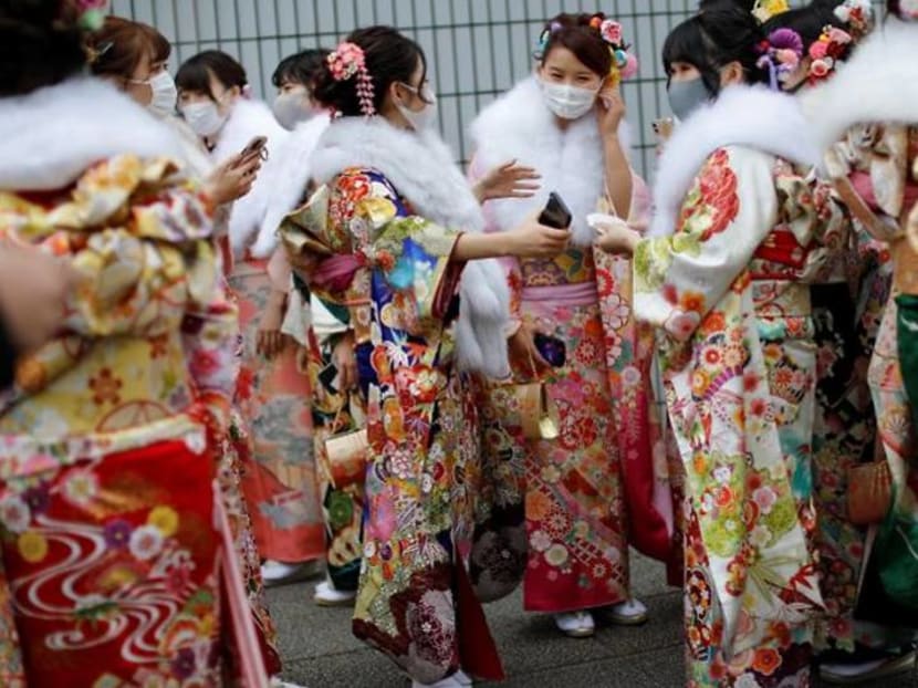 Young Japanese celebrate Coming of Age Day under COVID's shadow Young Japanese celebrate Coming of Age Day under COVID's shadow