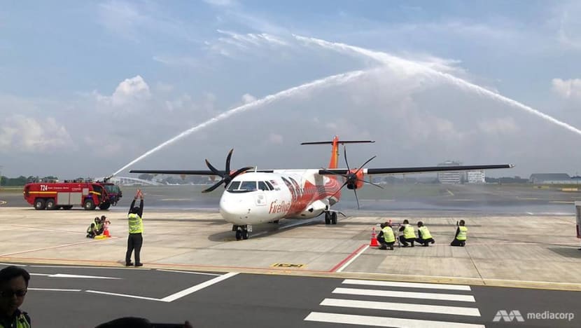 Malaysian carrier Firefly resumes flights to Singapore as first plane lands at Seletar Airport Malaysian carrier Firefly resumes flights to Singapore as first plane lands at Seletar Airport