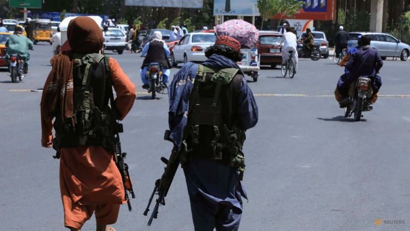 Taliban enter Afghan capital as US diplomats evacuate by chopper