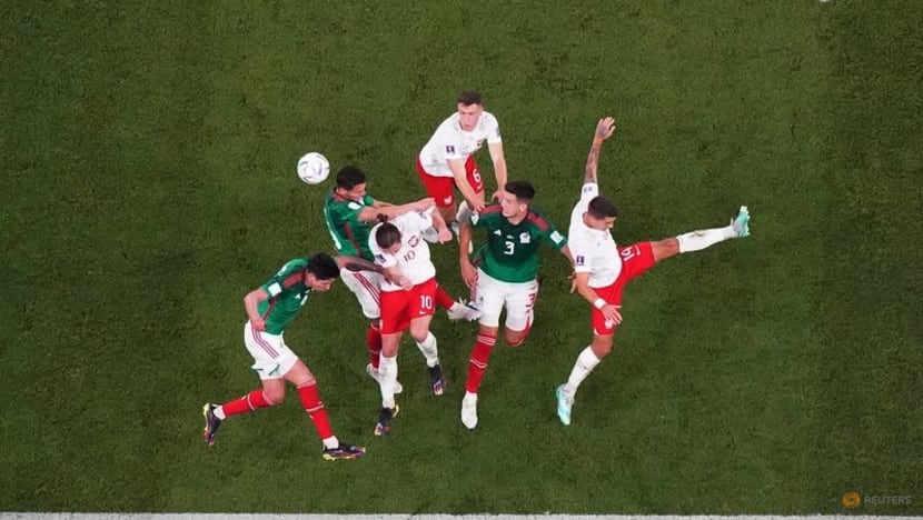 Lewandowski misses penalty as Poland draw 0-0 with Mexico at World Cup