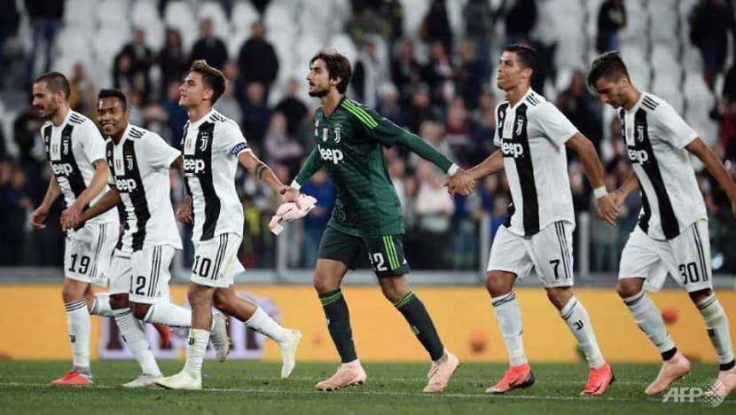 Football: Juventus extend Serie A streak, Roma back winning Football: Juventus extend Serie A streak, Roma back winning