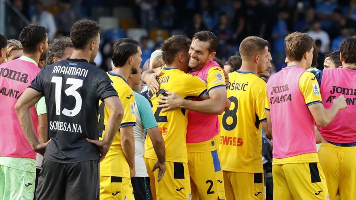 Lookman double helps Atalanta to 3-0 win at leaders Napoli